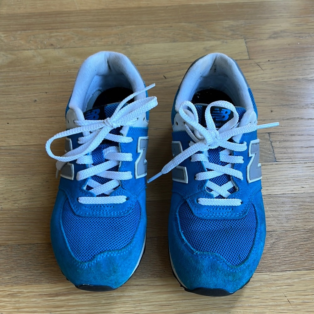 New Balance boys sneakers
